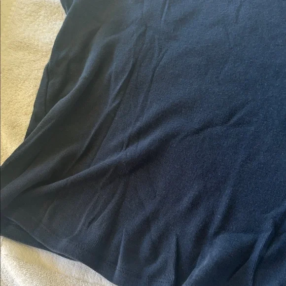 Hollister Short Sleeve Navy Crew Tee - Picture 11 of 11